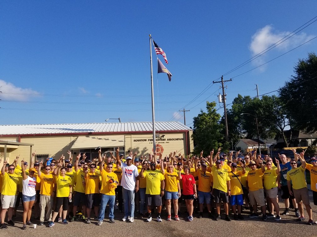 DwightBoykins's tweet photo. The #HFD support is #HoustonStrong! More doors to knock on, more supporters to join #TeamBoykins . What a great way to spend my Saturday! 

#DwightBoykinsForMayor2019 #DwightBoykinsForMayor #DwightBoykins #HoustonTexas #HoustonTX #HoustonStrong #ProgressHouston #ilovehouston https://t.co/JzTzXoxiBP