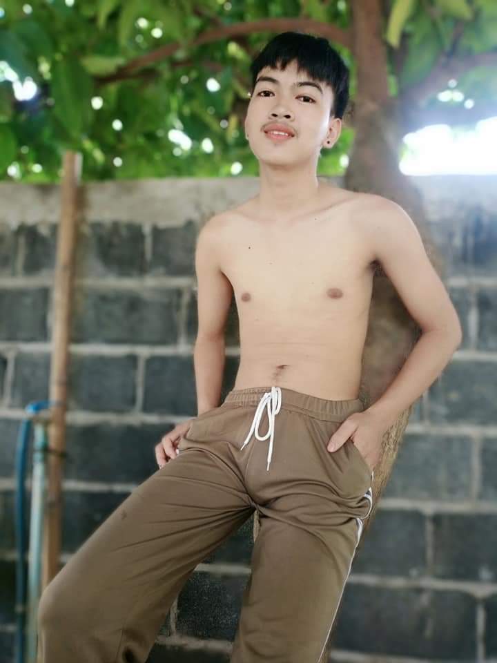 Tonkar41817399's tweet photo. หน้าหวาน แต่รุกนะครับ😜😜😜 https://t.co/szzP24vWtA