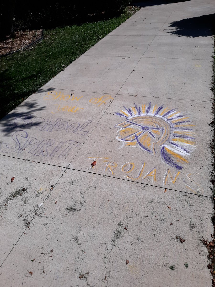 aths_225's tweet photo. Some more of the positive messages and the work our art classes did. Great job! https://t.co/bKrrQp9DmO