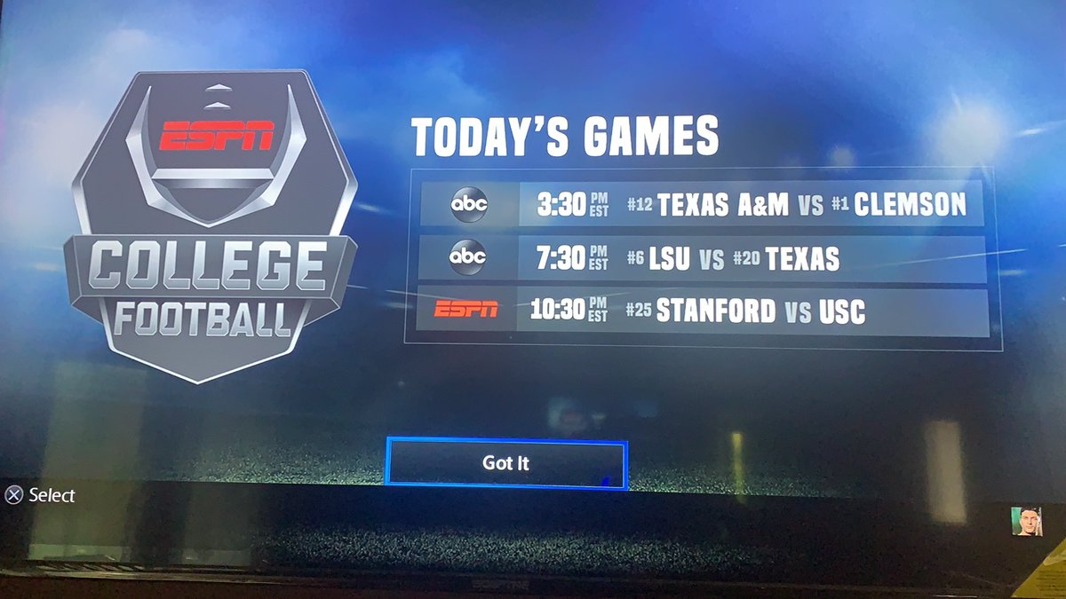 _KTS_'s tweet image. I love Saturdays #PSVue