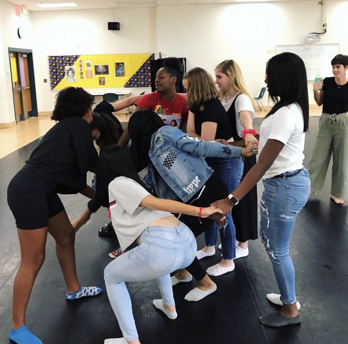 hhs_prncpl's tweet image. Not only was there great instruction on week one, #warriornation classes also incorporated community building activities. #buildingbelonging #ourschoolourvalues #roadtoexcellence @HenricoHighSch