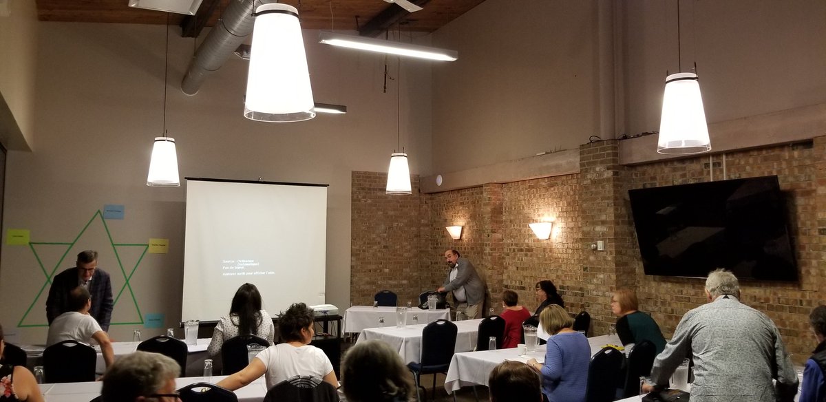 AmecqMedias's tweet photo. Les journaux de l'Abitibi en discussion-réseautage avec François Beaudreau, président de l'#Amecq https://t.co/FHoand4bDy
