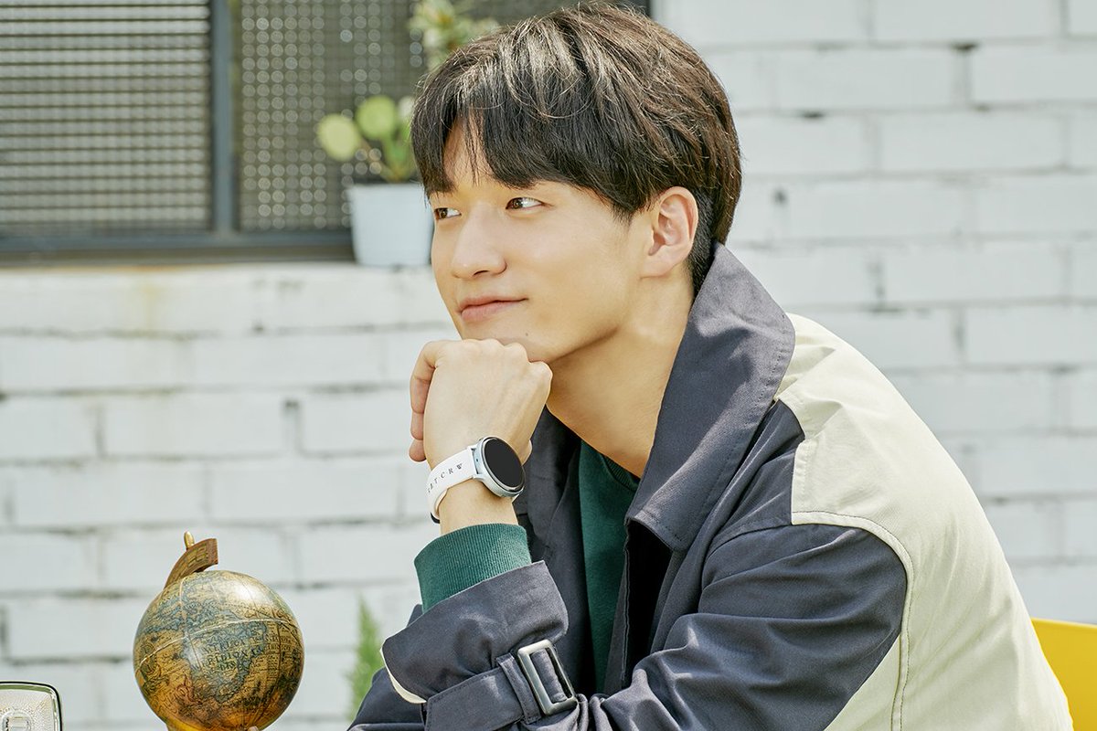 GARTENMODEL_TH's tweet photo. Park Seungji | 2019 September MUSINSA X SAMSUNG GALAXY WATCH ACTIVE2 https://t.co/W87iSt4RDc