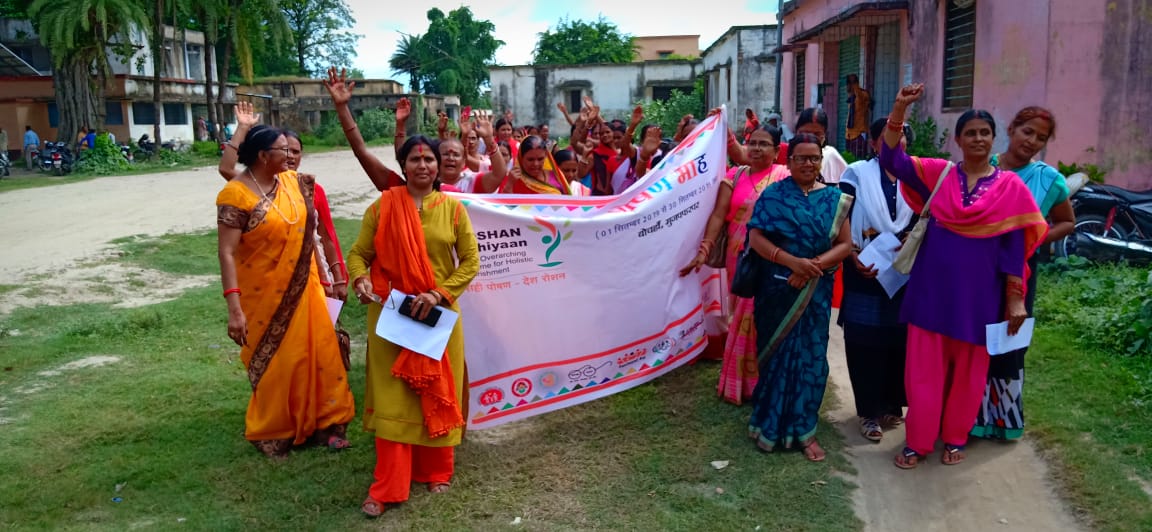 POSHANABHIYANM2's tweet photo. Activities galore, during #PoshanMaah2019 at #muzaffarpur.

#PoshanTyoharSeVyavahar
#POSHANAbhiyaan 
@MinistryWCD 
@smritiirani 
@POSHAN_Official 
@TadpB 
@NITIAayog 
@DmMuzaffarpur https://t.co/TeJ1WPP50L
