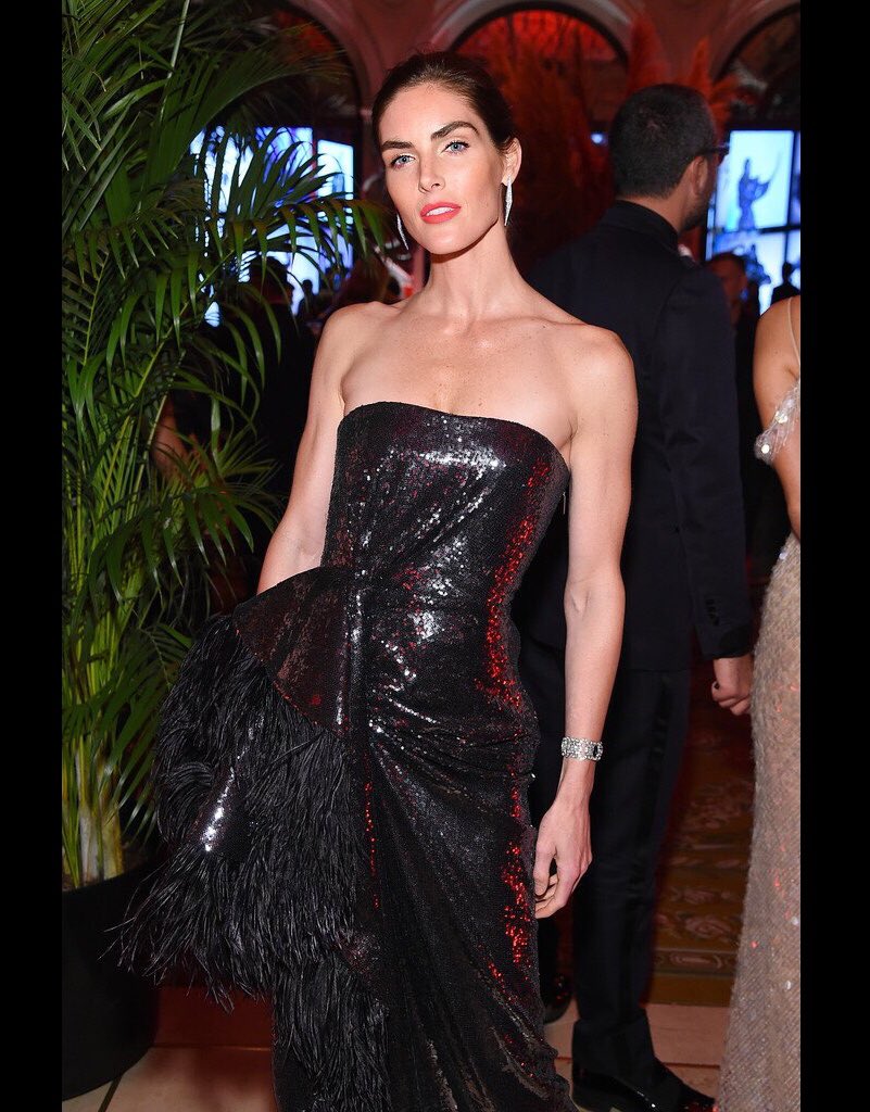 At #bazaaricons last night... ♥️ styling <a href="/DaVianLain/">DaVian Lain</a> #nyfw <a href="/harpersbazaarus/">Harper’s BAZAAR</a>