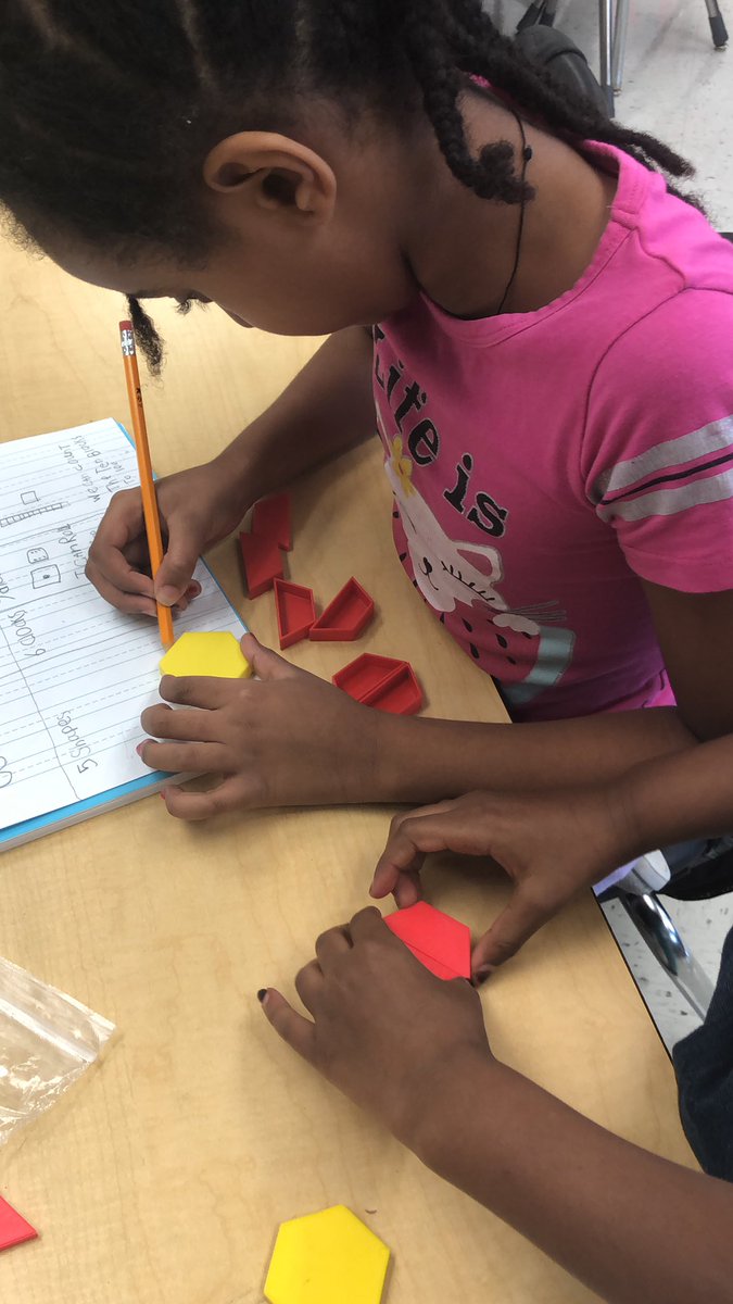 KenersonsMrs's tweet image. Exploring our Math manipulatives. How can you use these tools in Math? #Count #CreatePatterns #Measure #TellTime #MakeOtherShapes #DescribeShapes #ShowNumbers #Mathematicians #DolphinPride @LakeAnneES #OurStory #TheKenersonCorner