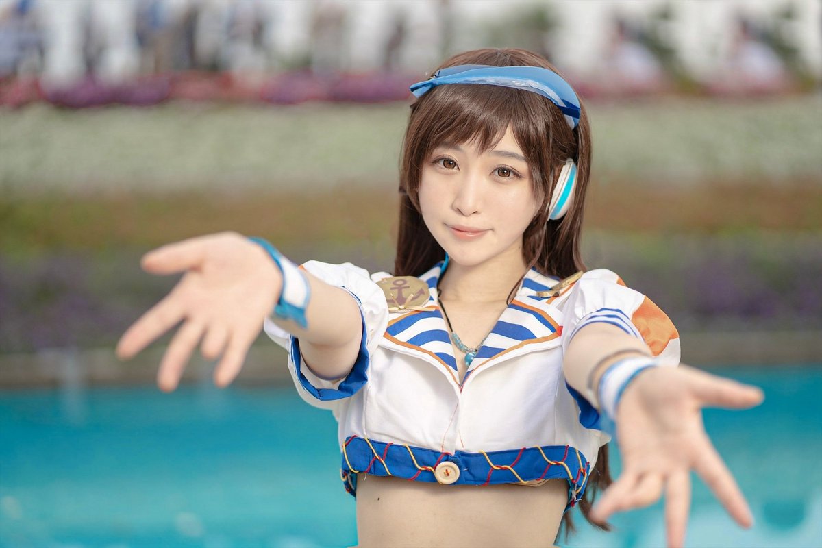 黛灰を笑顔で送り出すnocka Cosplay The Idolm Ster Cinderella Girls 新田美波 夏色の南風 プロデューサーが望むなら この夏は みなみ攻めます Tttks Photo T Co W54lgpnjhk Twitter