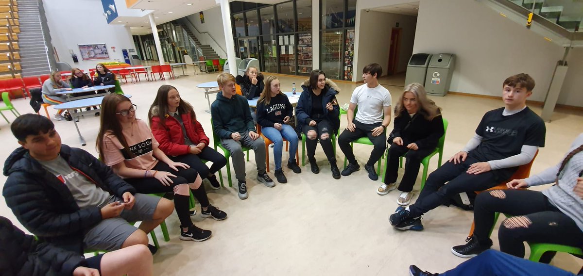 CharlotteB_VIBE's tweet photo. Some great peer led activity last night at Halewood Youth Zone, Concentration! Great game over an hour long! Led by Elevate1 @KnowsleyYM @ElevateKYM @CharlotteKYM https://t.co/D280D1SvWR