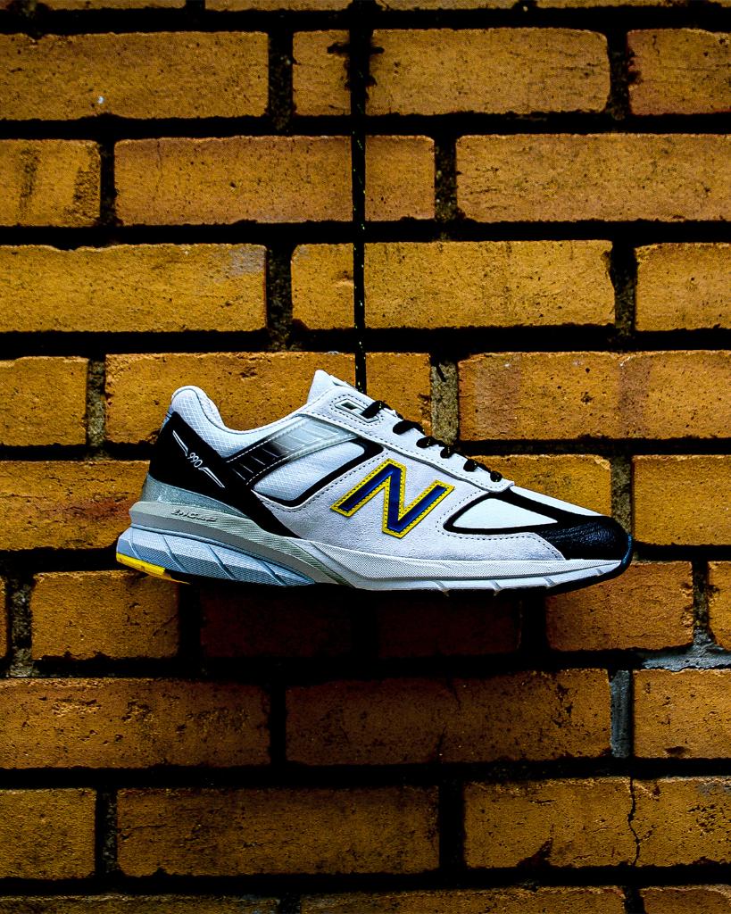 new balance 990v5 foot locker