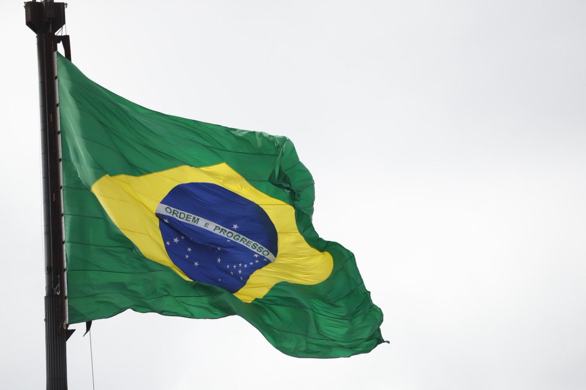 jairbolsonaro's tweet photo. - VIVA O BRASIL! VIVA A NOSSA INDEPENDÊNCIA! 🇧🇷 https://t.co/sjEusjfEpO