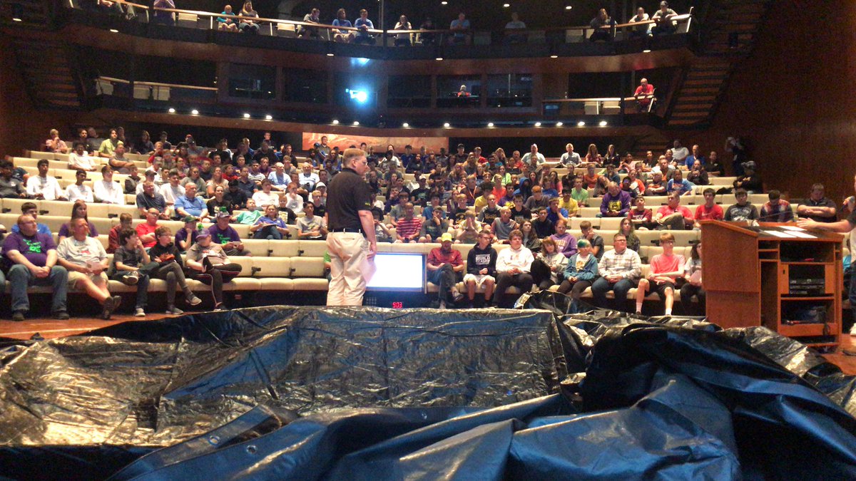 Robo_Minions_2's tweet image. FTC kick off @ JOHN Deere