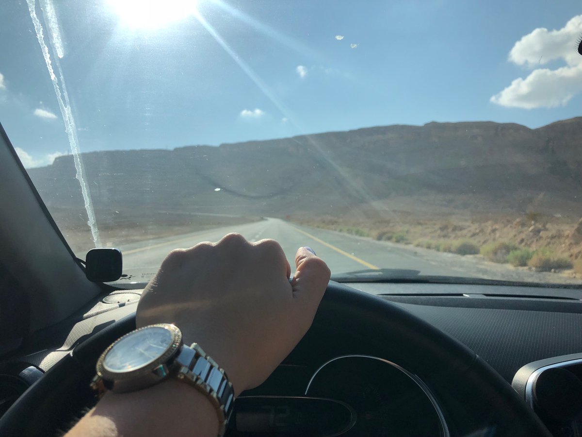 EdenTBuenfil's tweet photo. On my way #Israel #MizpeRamon #lovemycountry 💙 https://t.co/KyO3XlqwLM