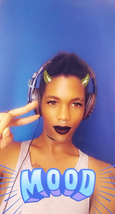 Don't mind me. I'm just in gaming mode.

(RT if you would game with a sexy bitch like me) https://t.