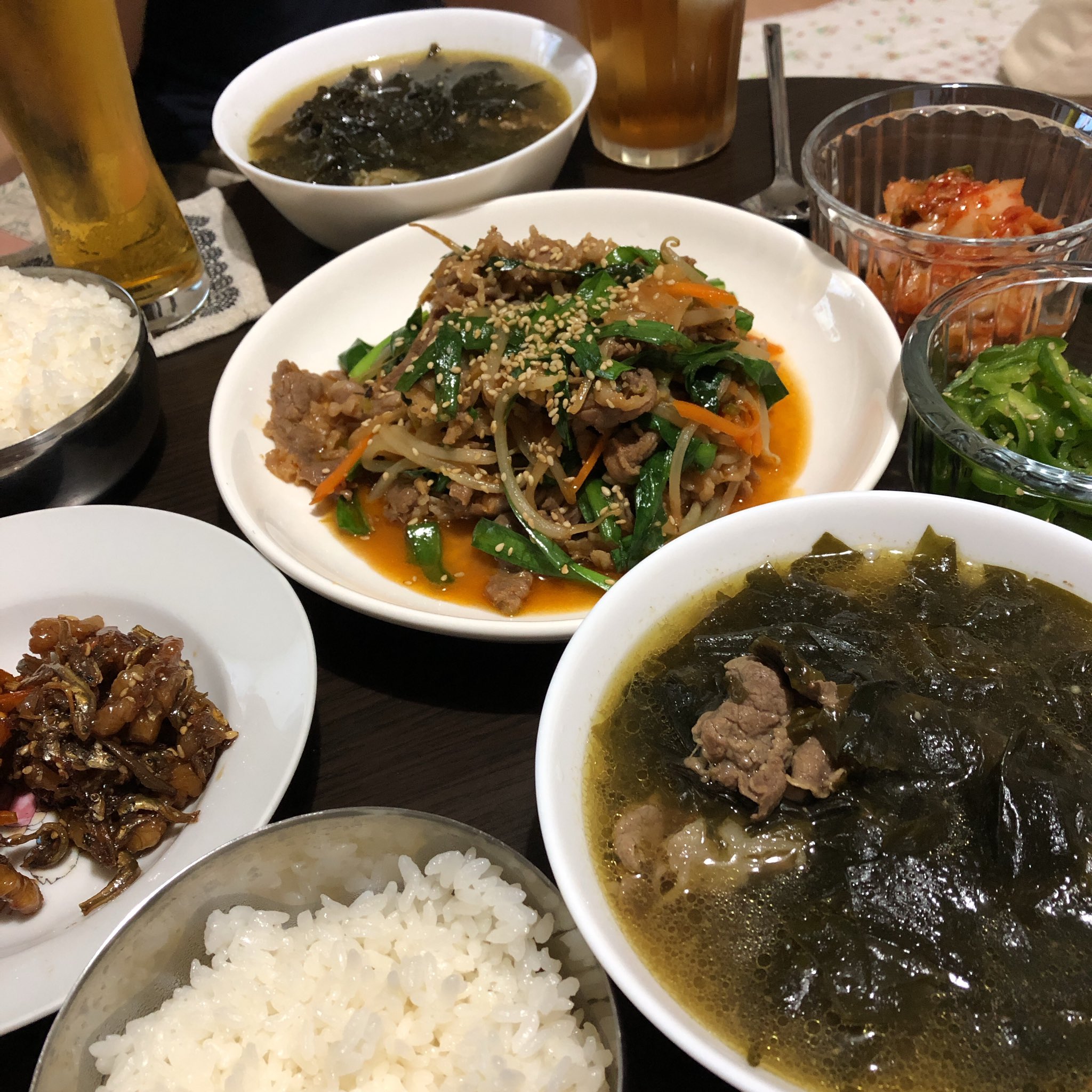 ちむり 昨日は来週誕生日の旦那さんの為に韓国祭りの夕ご飯 韓国料理 プルコギ わかめスープ キムチ ピーマンのナムル 誕生日 夕ご飯 おうちごはん T Co Hd1jccaikd Twitter
