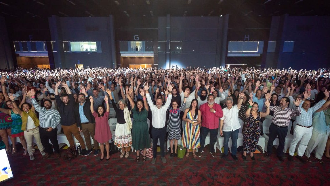 NegroFigueroa13's tweet photo. 🚀🇲🇽! #Transformar2019
Promover la #innovacionpublica es (intentar perseverantemente) activar el #MarDeFueguitos🔥 de nuestras comunidades!
@NQN_LAB 🚀 @MCiudadaniaNqn
@SubCSyPCP @CxTransparencia @funda_compartir @MuniHurlingham @FederalLab https://t.co/gg15ecyV1J