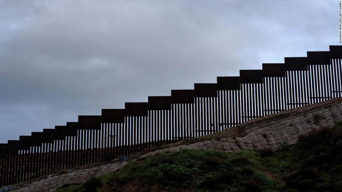 LexRamsayAuthor's tweet photo. Mexico Still isn't Paying for the Wall. But Here's Where the Money is Coming From.
#Trump #WhiteHouse #BorderWall #Mexico #News #Politics
https://t.co/nciIuo2BYo https://t.co/CLAWpxMSDM