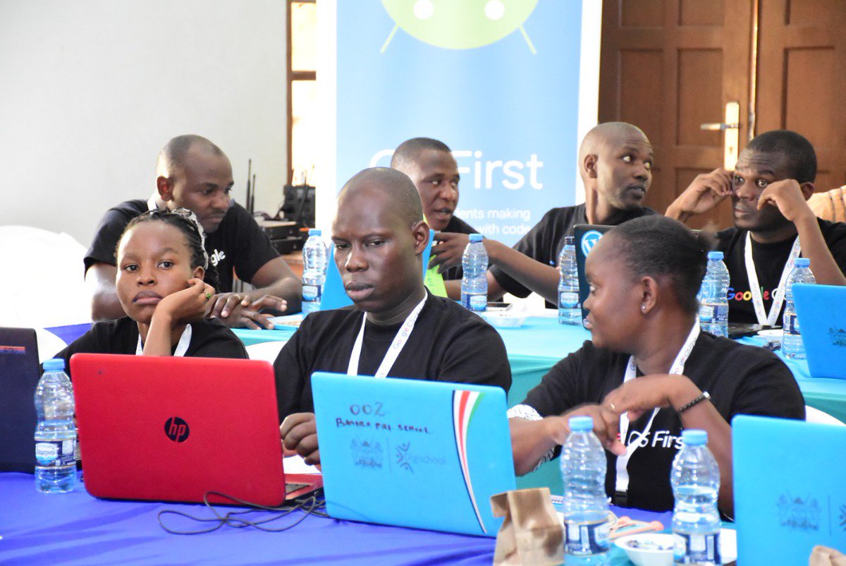pwaniteknowgalz's tweet photo. In this hands-on professional development workshop, teachers will learn how to use CS First, Google’s free ready-to-teach introductory #computerscience (CS) curriculum for elementary and middle school students.
@GoogleForEdu
#GrowWithGoogle #CSFirstKe https://t.co/nFJx7mLHst