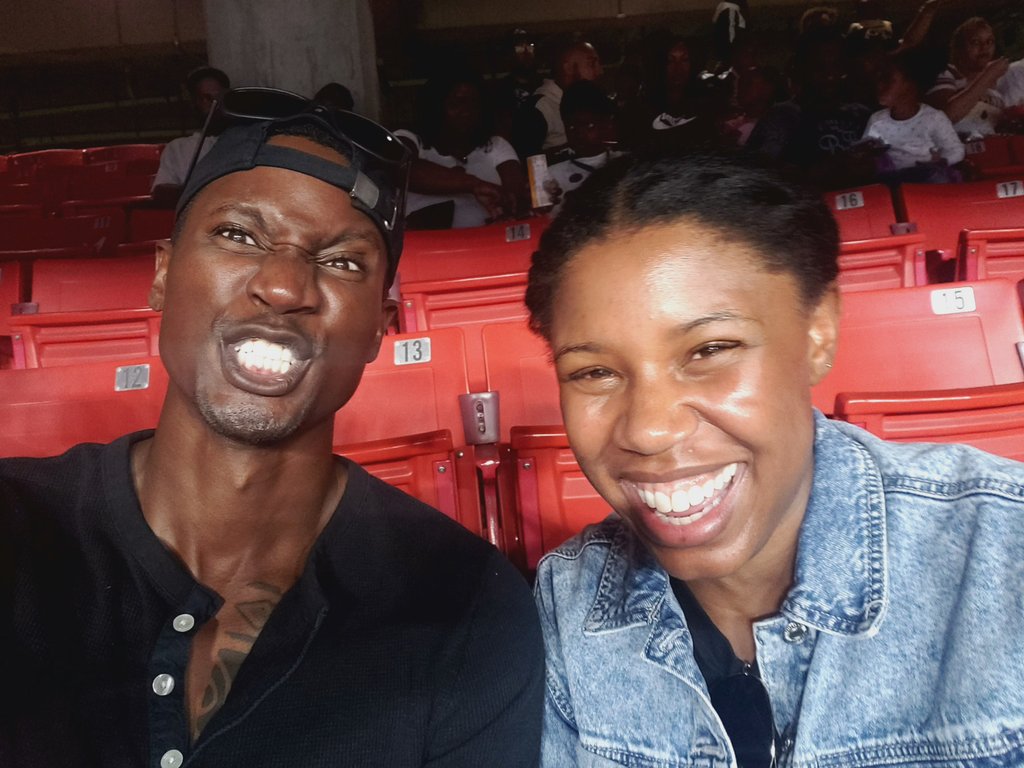 Urlilhomeboy's tweet photo. Big bro and lil sister time went obviously well. https://t.co/sOaMX1CQSN