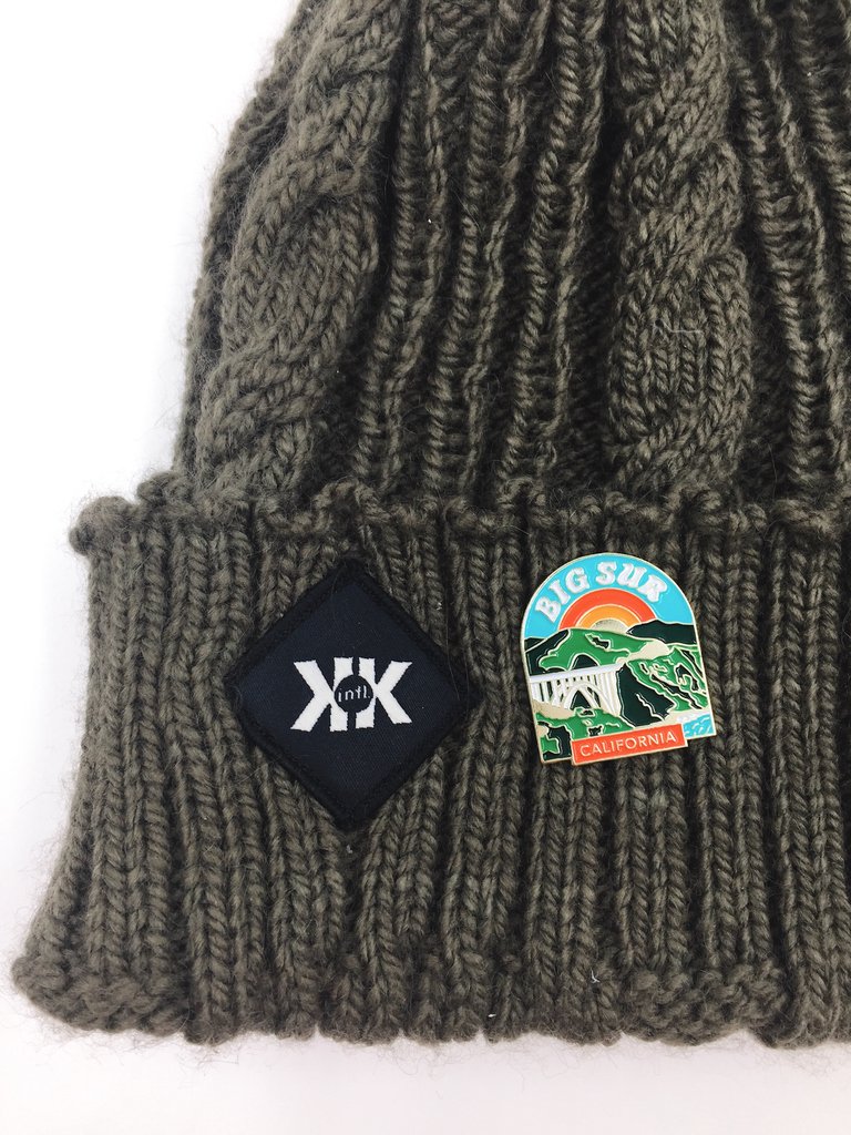This awesome hunter green beanie from <a href="/krochetkids/">Krochet Kids intl.</a> , goes so well with our Big Sur pin. Don't you agree?
⁠
You know the drill...
oddsandsods.co/product/big-su…