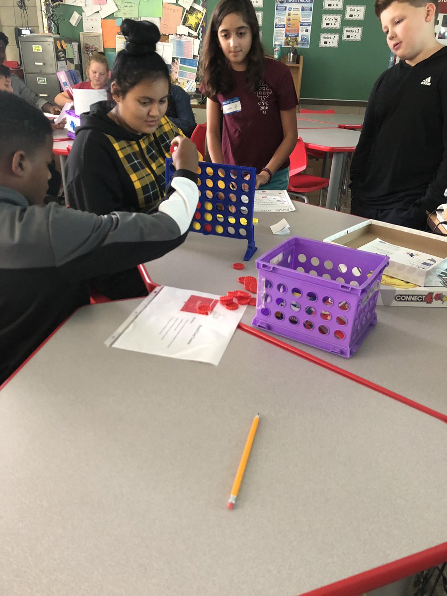 MsLaatsch_BCPS's tweet photo. Having a blast on our Fun Friday’s with collaboration stations!! AVID 7 is already off to a great start!!! @MRMSlions @MiddleRiverAVID @MRMS_STAT https://t.co/kch95O3bKl