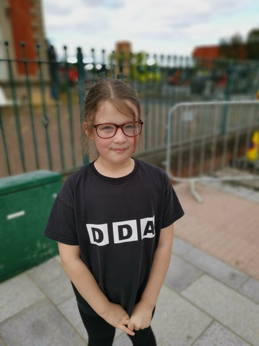 StripeyMiata's tweet photo. New Glasses #sambaird https://t.co/BeZbTjJYPp