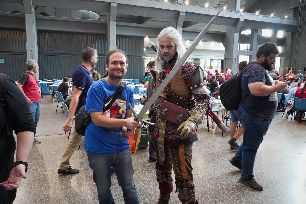 jose_mmj's tweet photo. Otro para el sorteo de The Witcher!
#WitcherLES @holocubierta @ManlimaCosplay https://t.co/FfXHN1pSay