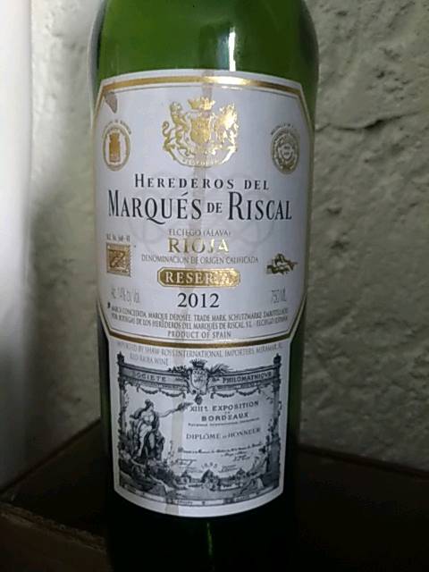 Veja s&oacute; este vinho. Estou atribuindo 5 de 5 estrelas com o aplicativo @Vivino:https://t.co/RhtNYNozz4