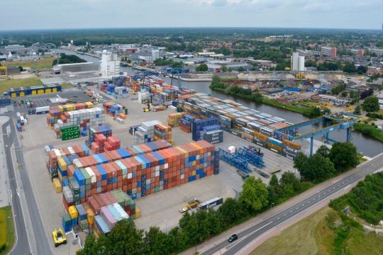 Port of Zwolle tweet media