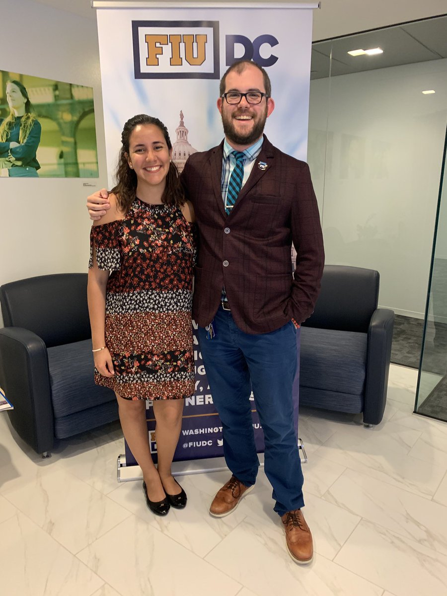 FIUdc's tweet image. Spotted in DC: @YenisleidySimon, Program Manager of @GoGlobalFIU, is in town for a meeting at @PeaceCorps. FIU students interested in joining Peace Corps can apply to join @FIU&apos;s Peace Corps Prep at goglobal.fiu.edu/PCP!