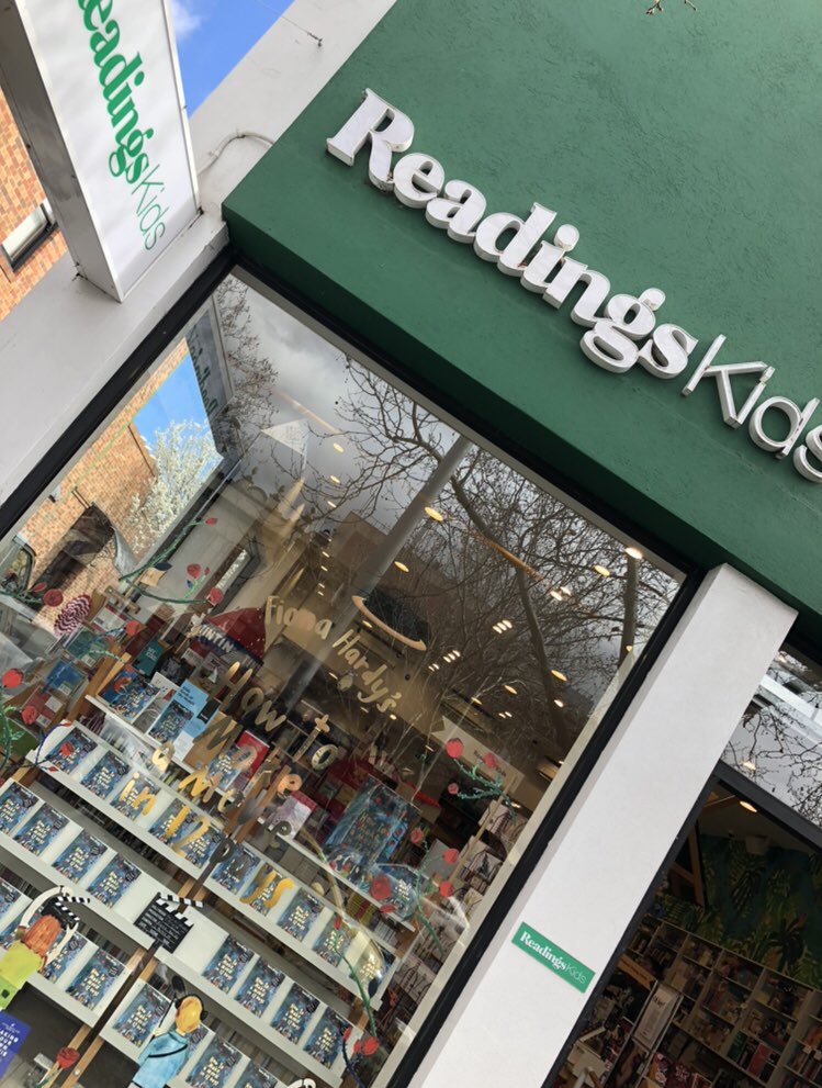 helen_castles's tweet photo. #ScoopMcLaren sightings all over Melbourne City today including #HillofContent in Bourke Street, one of Melbourne’s oldest and finest bookshops. I ❤️ this city 🔍 @ReadingsBooks @Dymocksbooks https://t.co/pTofLpCVd5