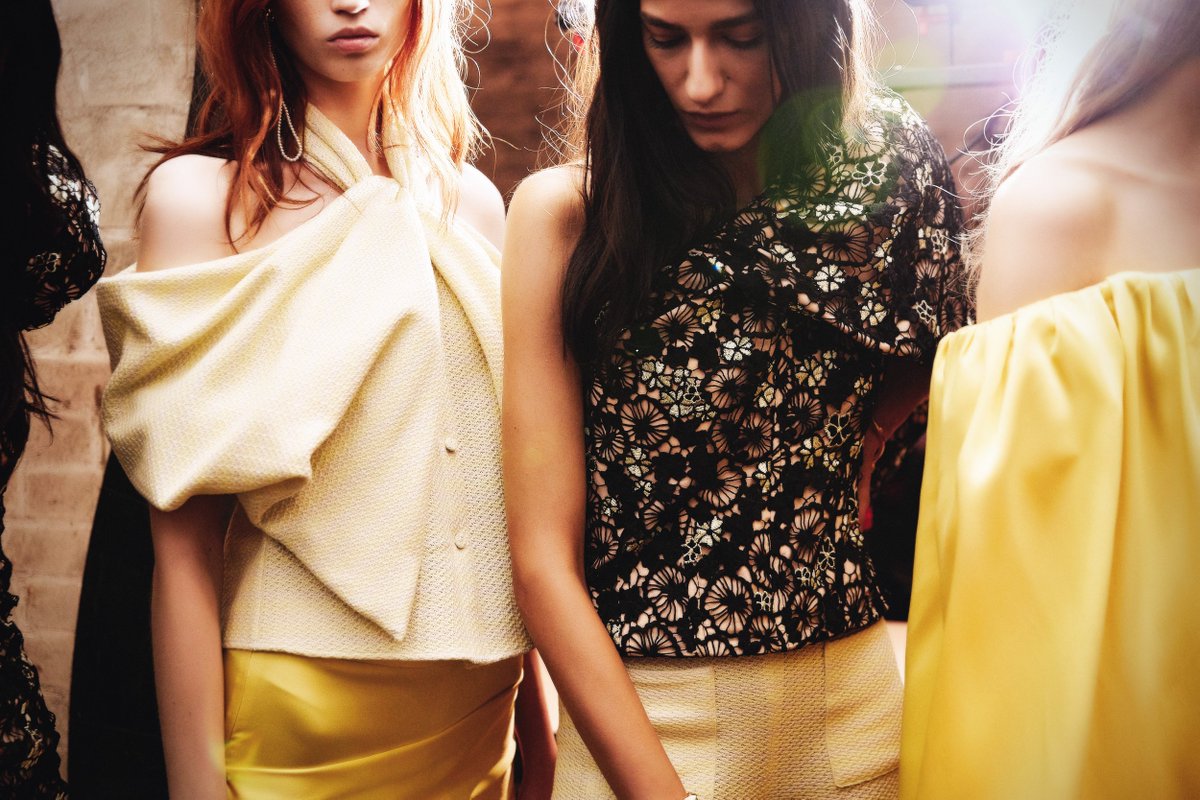 hellessyny's tweet image. Hellessy Spring/Summer 2020
vogue.com/fashion-shows/…