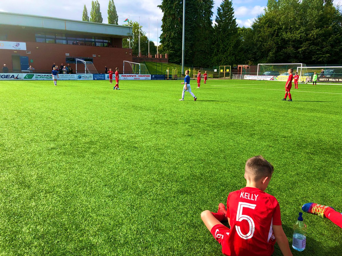 16 goal thriller away to @TnsAcademy for <a href="/the_nomads/">Connah's Quay Nomads FC</a> U9’s, Great game for both teams with 8 goals each, Again boys showing great understanding of how to press the ball in different ways, Great team ethic amongst the boys, All working hard for one another 🔴⚽️ <a href="/elise__hughes/">Elise Hughes</a>