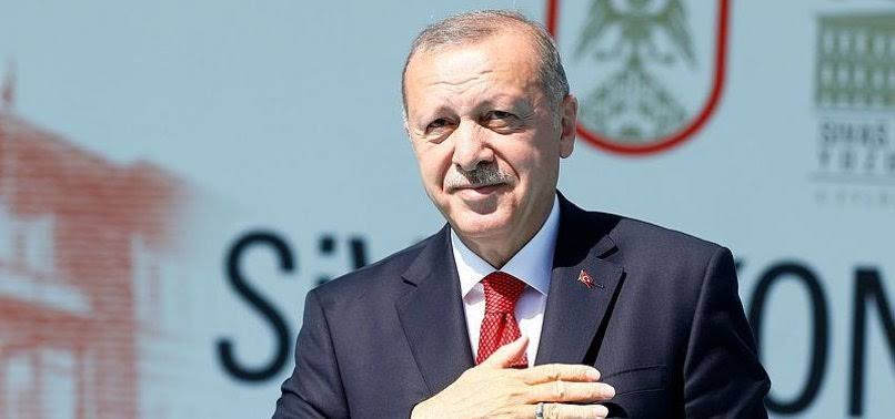 TimeTurkish's tweet photo. CB Erdoğan : Perşembe günü PPK toplanıyor, inanıyorum ki faiz daha da düşecek. https://t.co/lapQCci2uE