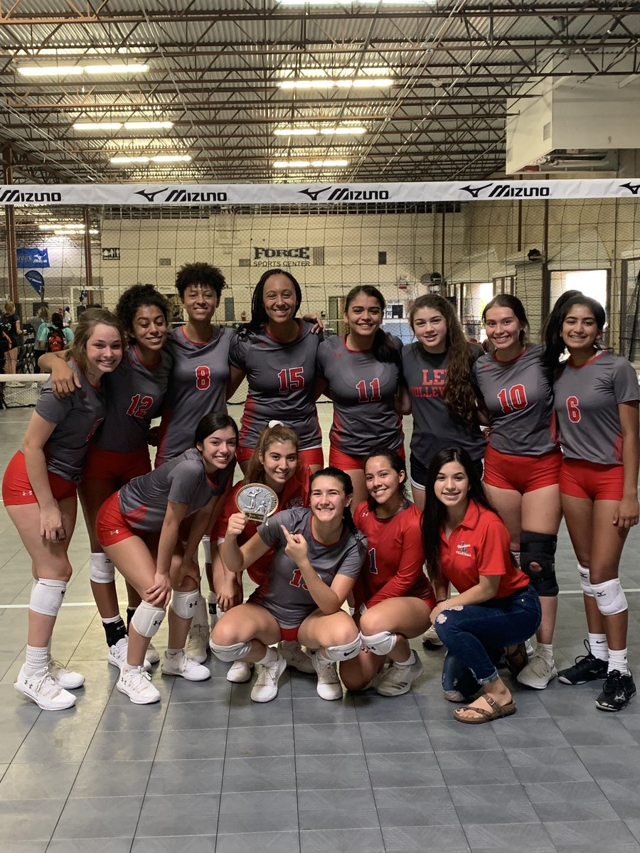 LeeVolsVB's tweet photo. SACS TOURNEY RUNNER-UP IN SILVER BRACKET #leepride https://t.co/o9YPA8NrlD