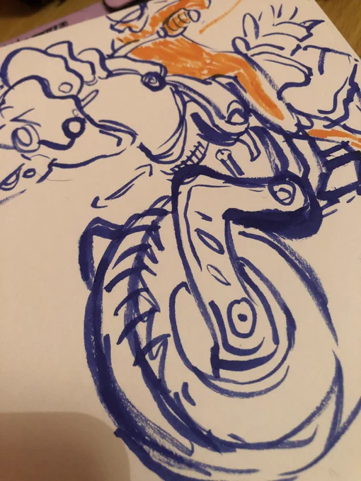 Would any of u be interested if i started putting up scans of rough stuff from my sketchbooks on my patreon? Stuff like this?? I'm just trying to think of stuff to throw on there ? 