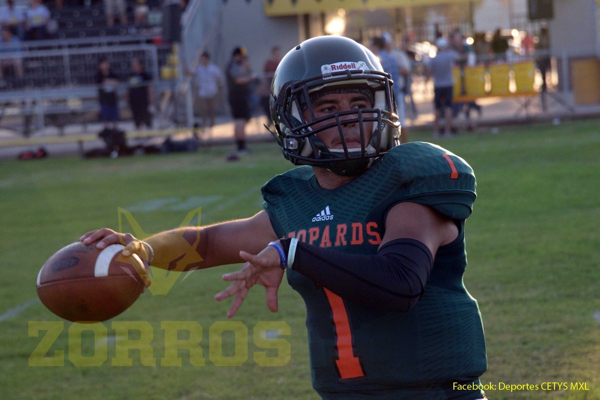 TVBOXEO's tweet image. It’s on today! @WHSBearFootball QB @cxvenegas7 makes his @ULV_Football debut. #OnceABearAlwaysABear #FCAStrong #GoLeos #TeamDime