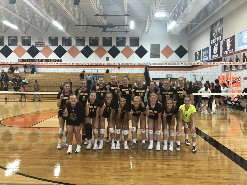 BeaverDamVB's tweet image. Beaver Dam goes 5-0 on the day taking first at the invite in Wautoma. We head to Waupun on Tuesday to continue the streak! #bdvb