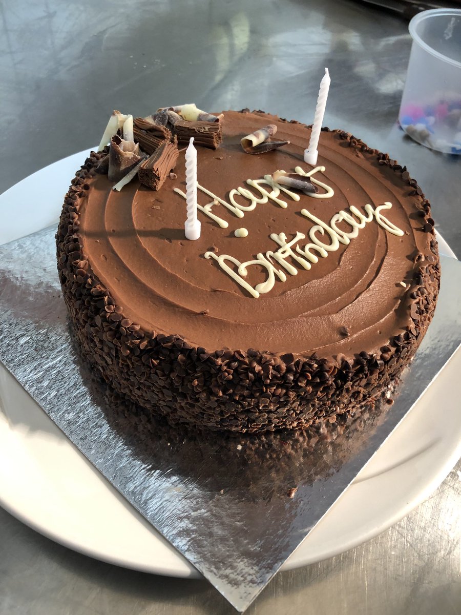 PaulTreyvaud's tweet image. This is why we hate when people bring in their own birthday cake without telling us!!

#PureShite