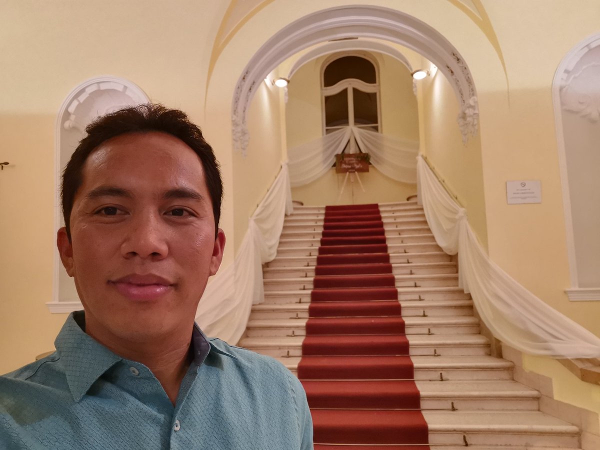 junastweeter's tweet image. 