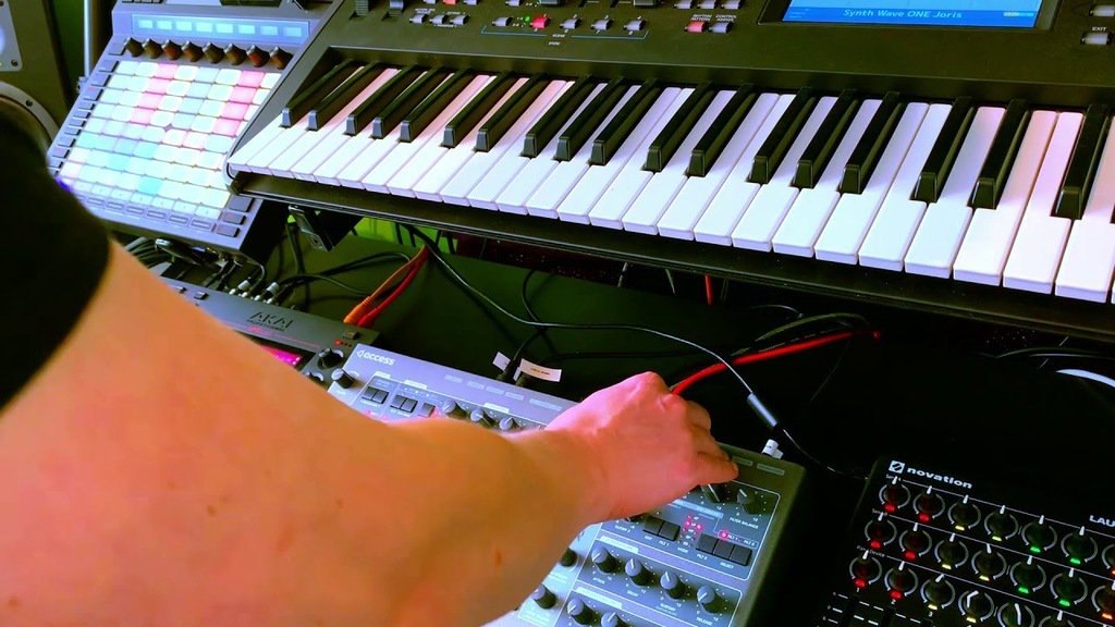 expectaz's tweet photo. Working on my new website where you can see who I am and my journey of creating a live trance techno set.
https://t.co/S7x1KT4GJX https://t.co/S7x1KT4GJX https://t.co/KQUidBIWA5