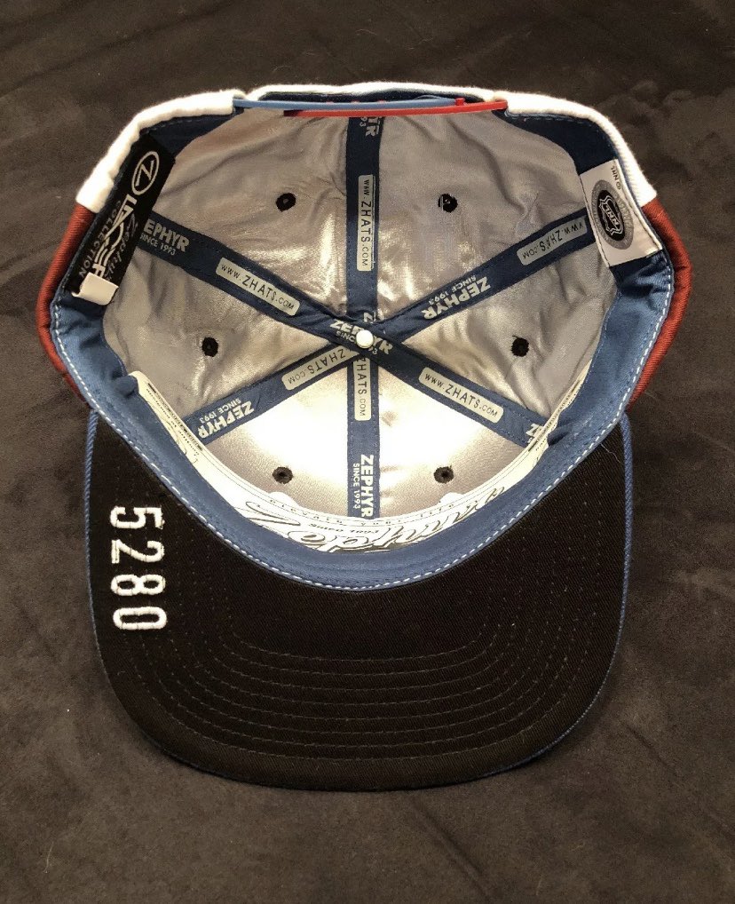 COSportsNut's tweet photo. This beauty just came in the mail today! I think I have a new favorite! #IsItOctoberYet #LidAddict #LacerCollection #GoAvsGo https://t.co/Tf7Yznb9L8