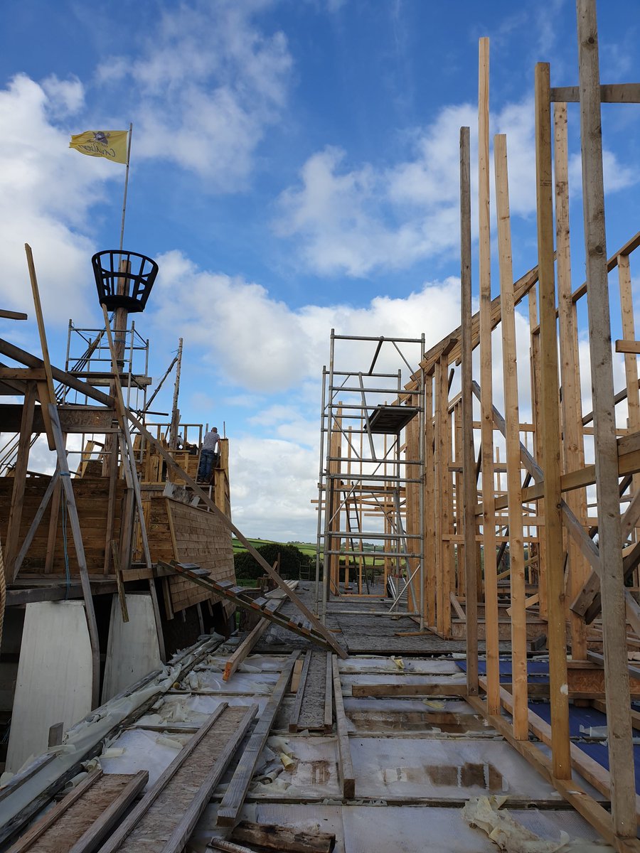 GTCavaliers's tweet photo. Didn't want the boys getting bored, so in addition to the ship we've now started work on the harbourside buildings!! Hmmm, will there be a pub?!! #BigBurn2020 https://t.co/7Ovmwl2bFi