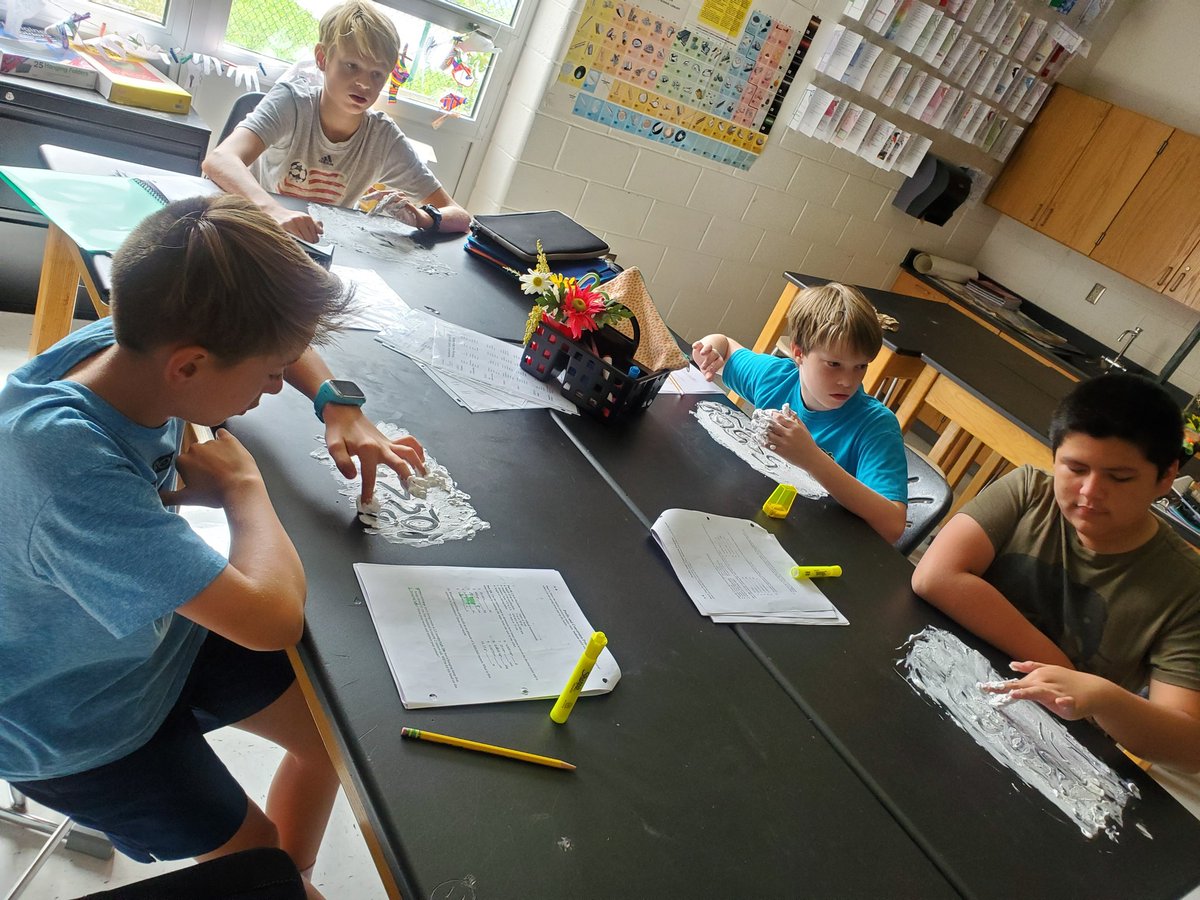 EZAVID's tweet image. Sci8 had fun this week making a mess while learning metric conversions: decimals move best when done in shaving cream!  @henleyhornets @k12albemarle #myscienceclass #mathmadefun #ACPSscience
