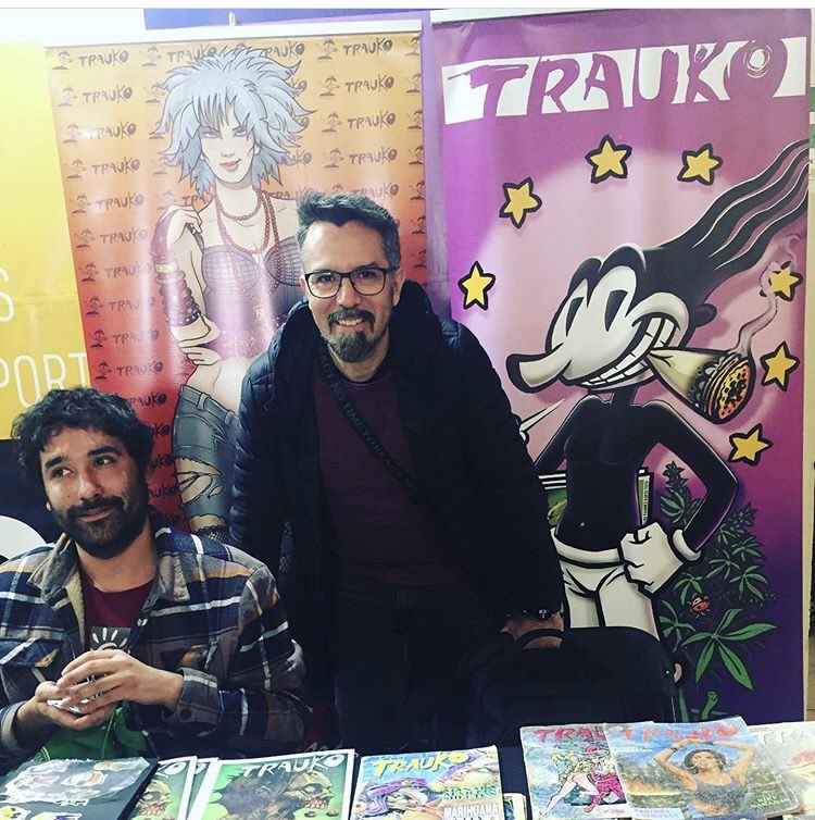 traukocomics's tweet photo. Este fin de semana imperdible @FICSantiago en la Universidad Santo Tomas, metro San Joaquín. #Traukocomics te esperamos https://t.co/YqxW0arVLl https://t.co/zPcsqGTVMU