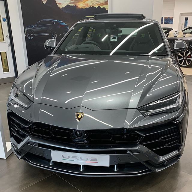 jamesbull_uk's tweet photo. I have to say I really like this was always Porsche mad but may have had my mind changed #lamborghini #uras #dreamcar #goals #lamborghiniurus #metallicgrey #2020 #luxurycars #carbonswings #speeddemons #lambo #bitcoin #btc https://t.co/E7khctMNU4 https://t.co/pMxkcARlAj