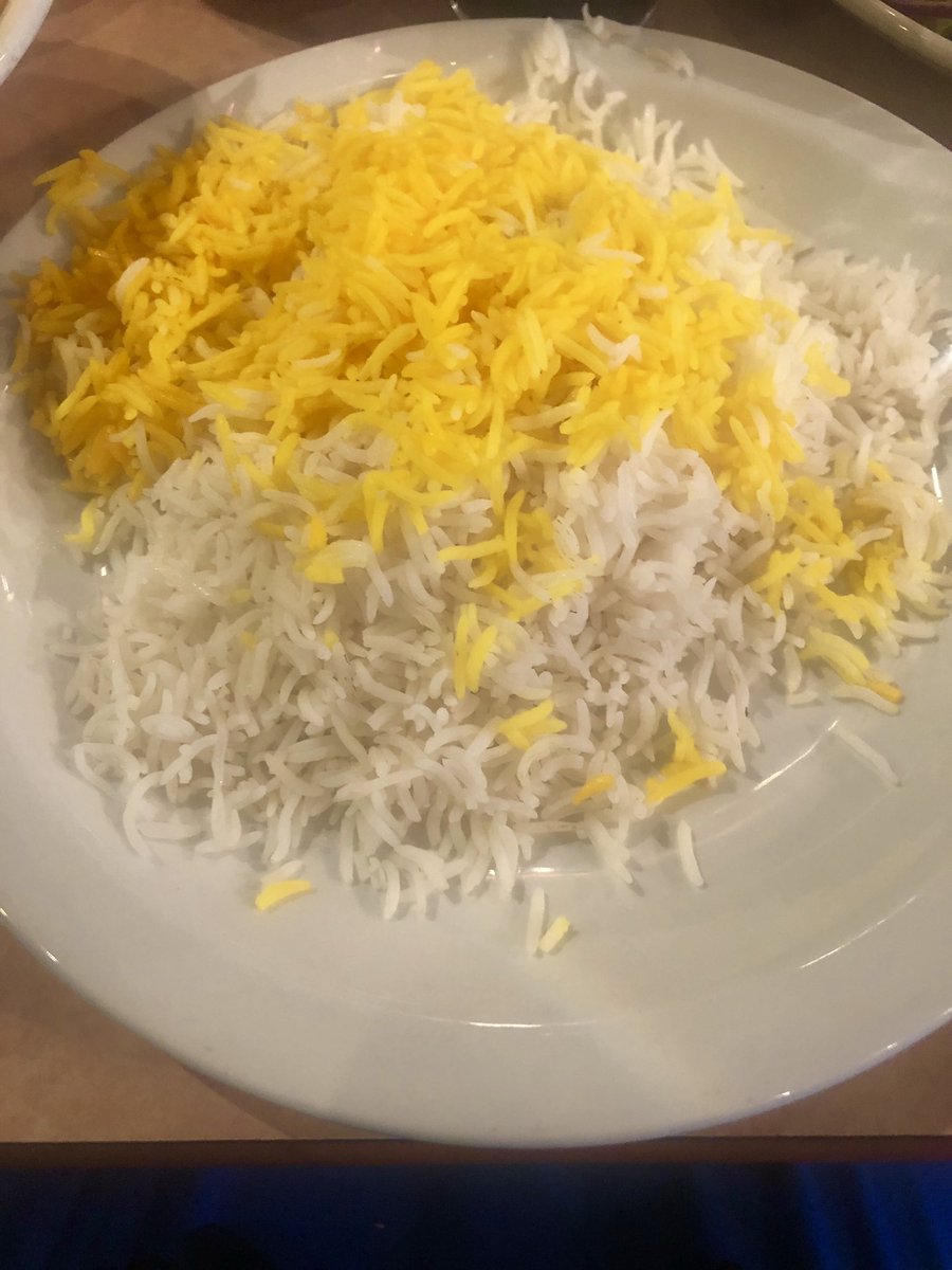 sl2016_sl's tweet photo. Gooood munch #persian #dinner #SistersNightOut #Foodies #CantFinishIt https://t.co/H07jI4znpe
