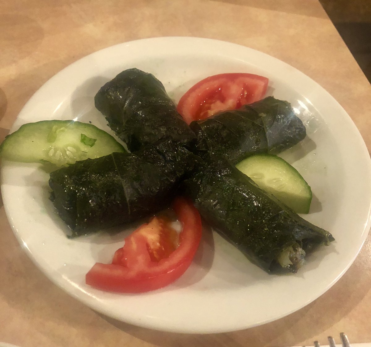 sl2016_sl's tweet photo. Gooood munch #persian #dinner #SistersNightOut #Foodies #CantFinishIt https://t.co/H07jI4znpe