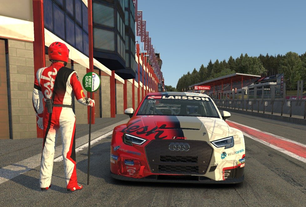 DivebombMS (@divebombms) on Twitter photo Nos ha llevado un par de días pero ya está listo nuestro Audi TCR. Muchas gracias <a href="/raul_cts/">Raúl Suárez</a> por tu esfuerzo y vaya trabajo te has metido!!!!
#GoReds Nos ha llevado un par de días pero ya está listo nuestro Audi TCR. Muchas gracias <a href="/raul_cts/">Raúl Suárez</a> por tu esfuerzo y vaya trabajo te has metido!!!!
#GoReds