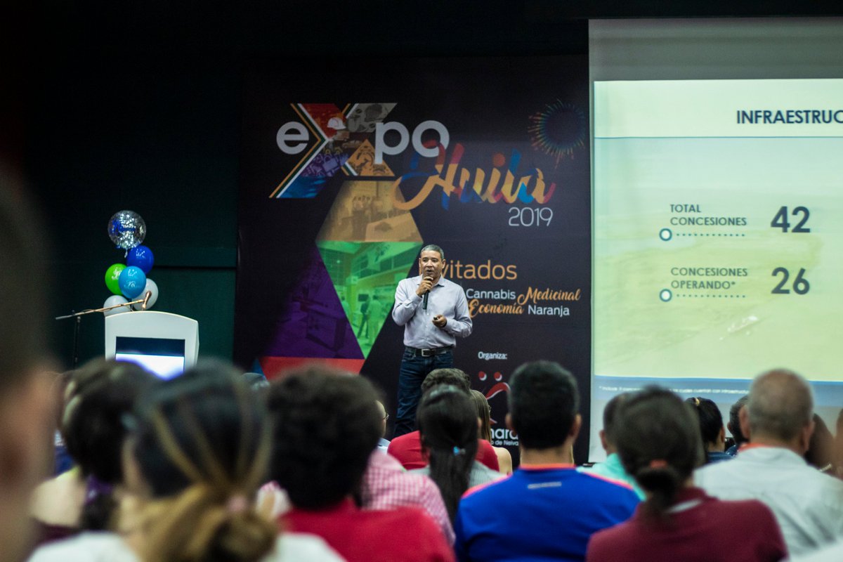 Expohuila1's tweet photo. #AgendaAcadémica | Se llevó a cabo el evento Gestión del Agua, Factor de Competitividad en las ciudades del futuro.

#Expohuila2019 #TodosSomosExpohuila @CCNeiva  @ArielRinconM https://t.co/fBbtgJPOnR