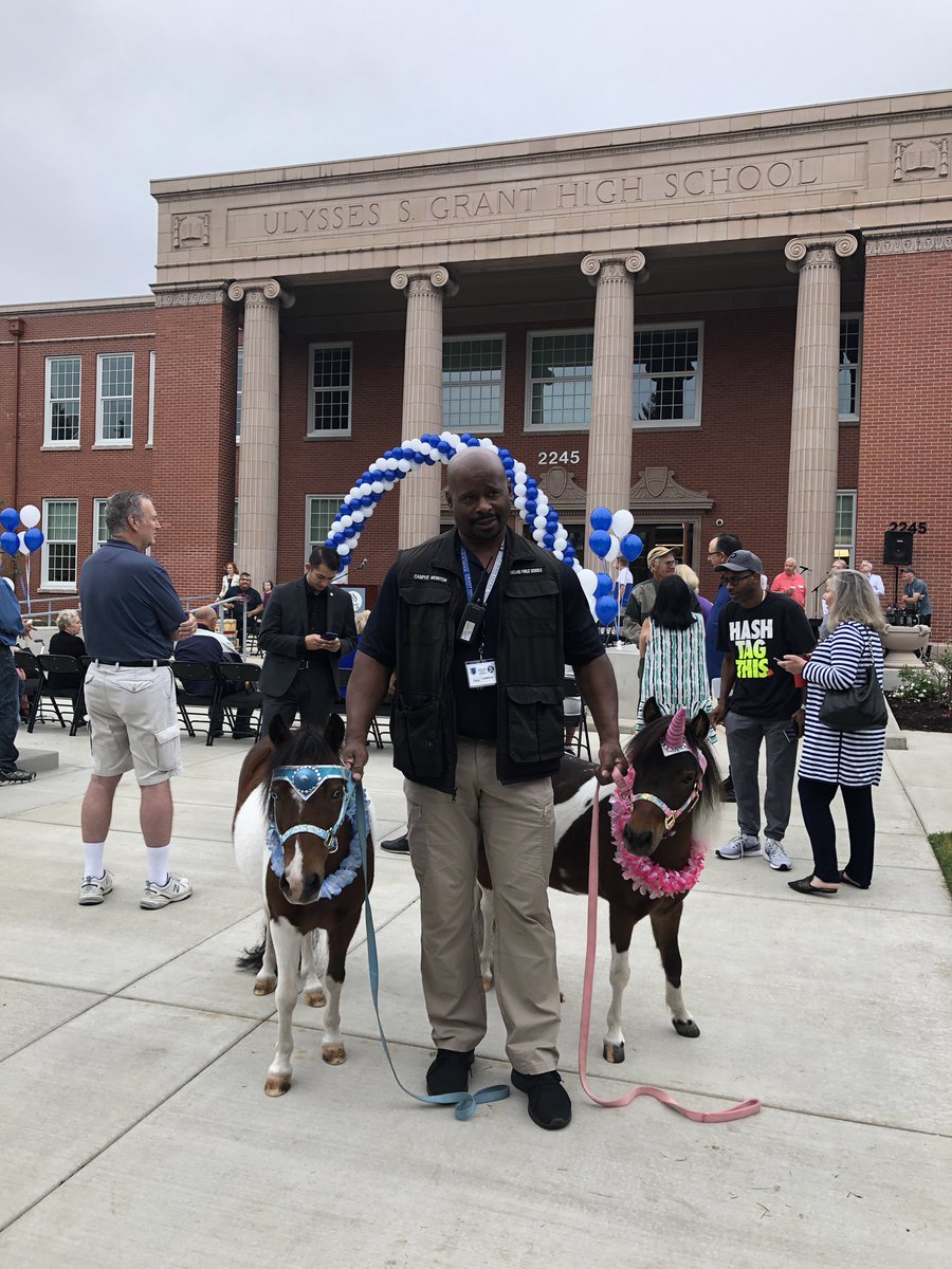 clairehertz's tweet photo. Our Grant Campus Security staff deliver a new service model this morning - unicorns - a symbol of new beginnings! Grand opening at GHS this morning! #1districtPPS #somospps @PPSConnect https://t.co/Vdoam4BTNR